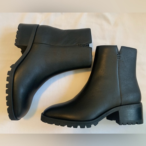 NWOB CROWN VINTAGE BLACK LEATHER ANKLE SIDE-ZIP BOOTS IN SIZE 6M - Picture 7 of 15